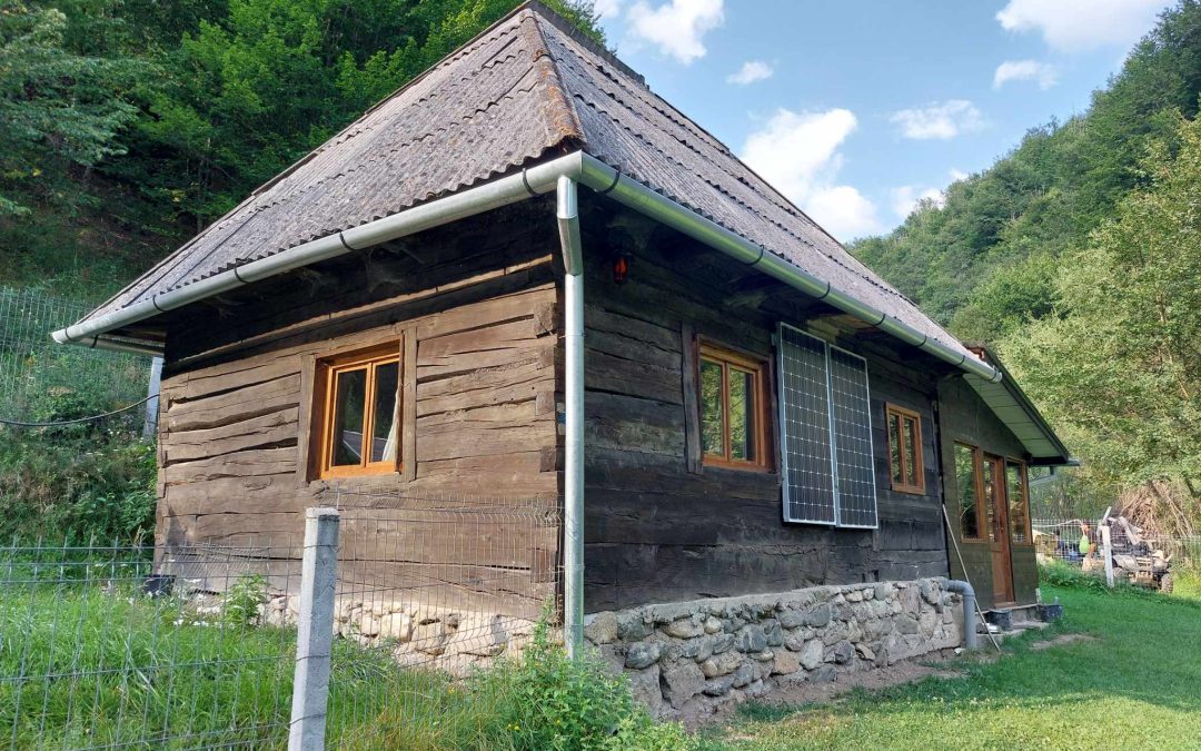 Renovarea casei din bușteni