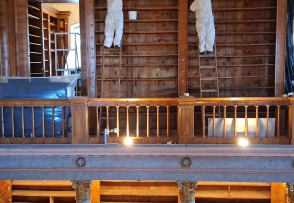 Könyvtár fertőtlenítése Pannonhalmán